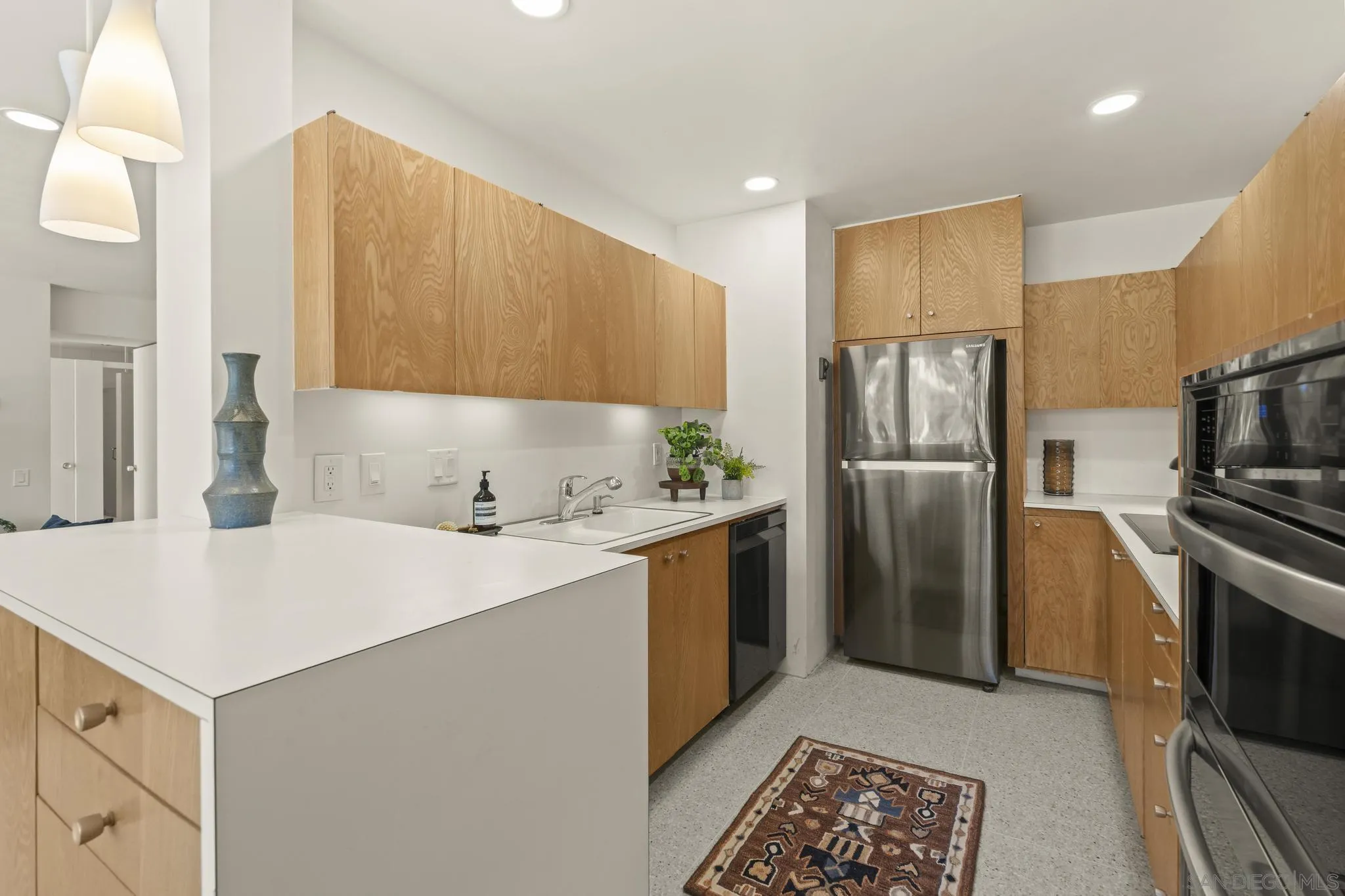 3200 6th Ave Unit 307