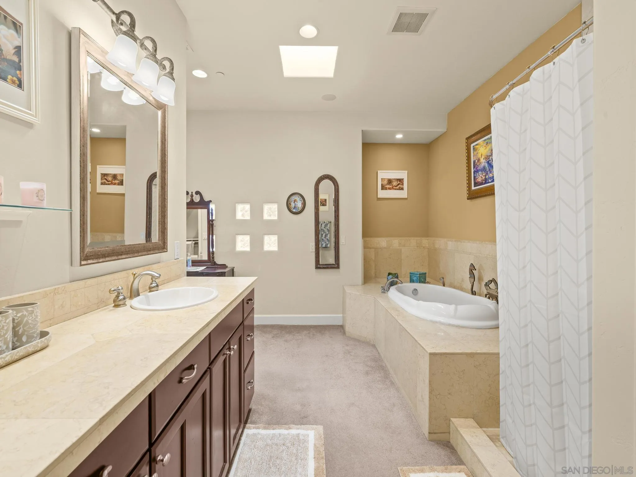 17922 Sierra Cielo Ln