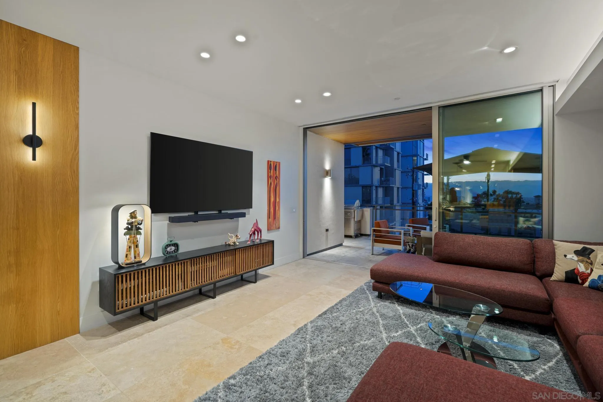2750 4th Ave Unit 303