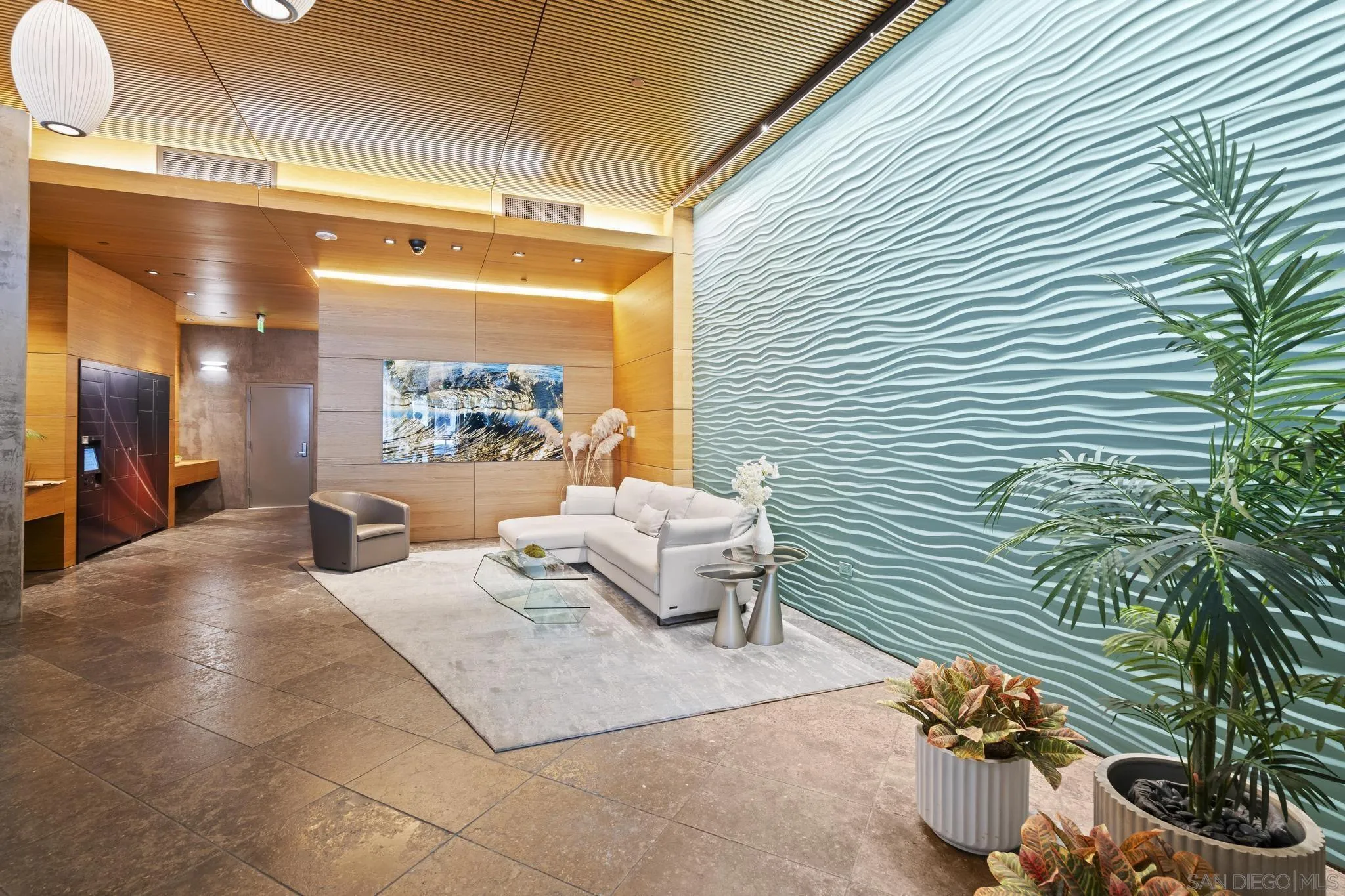 2750 4th Ave Unit 303