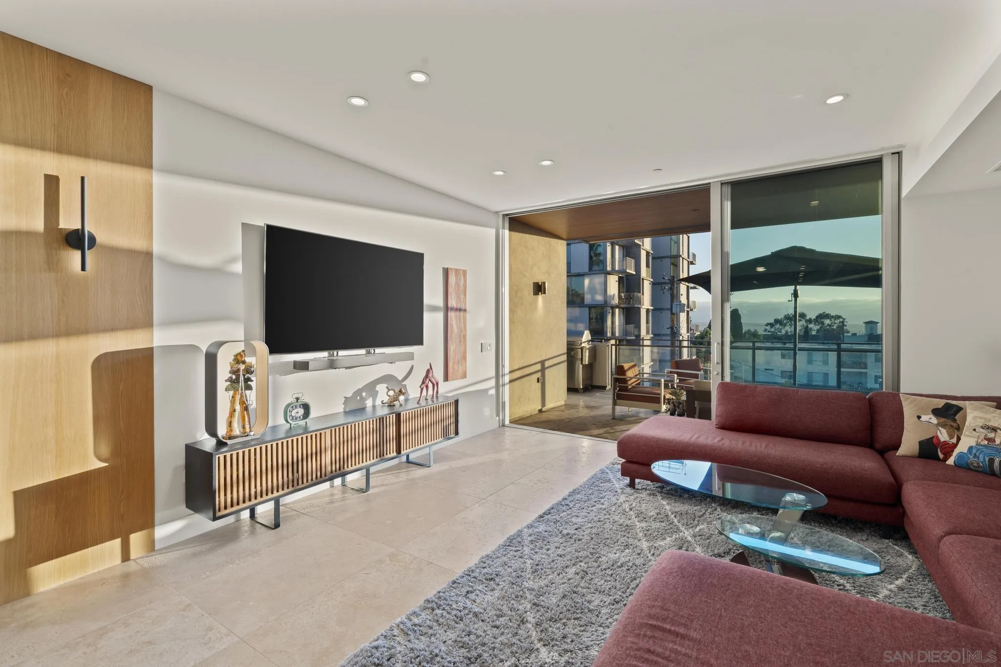 2750 4th Ave Unit 303