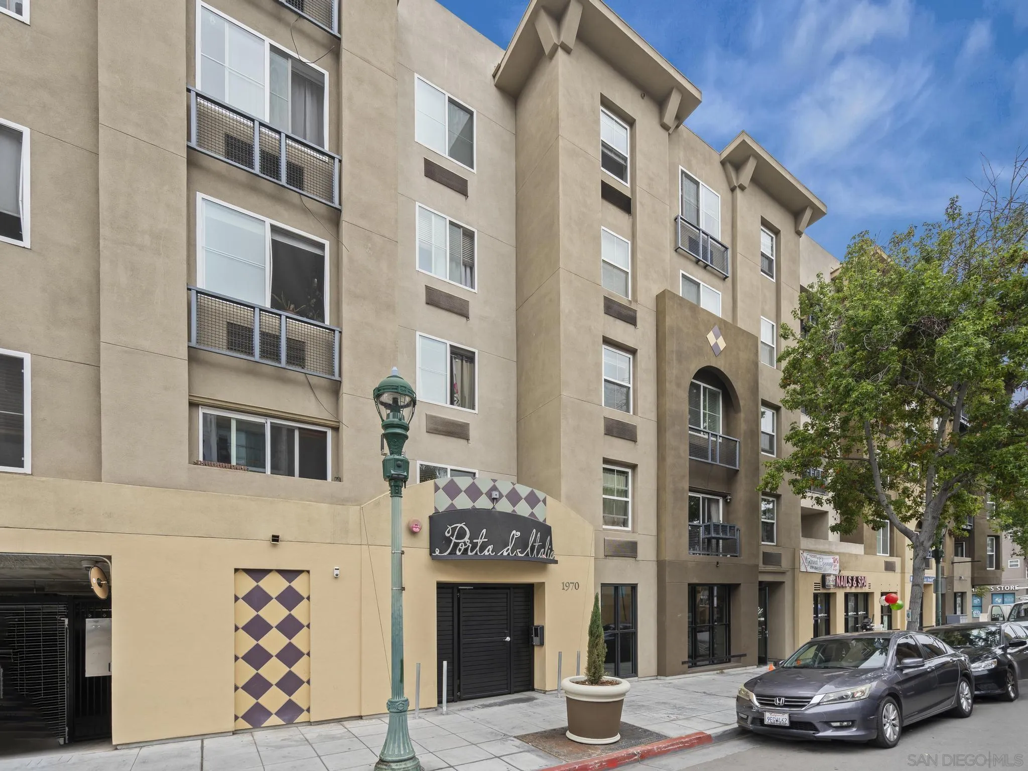 1970 Columbia St Unit #312
