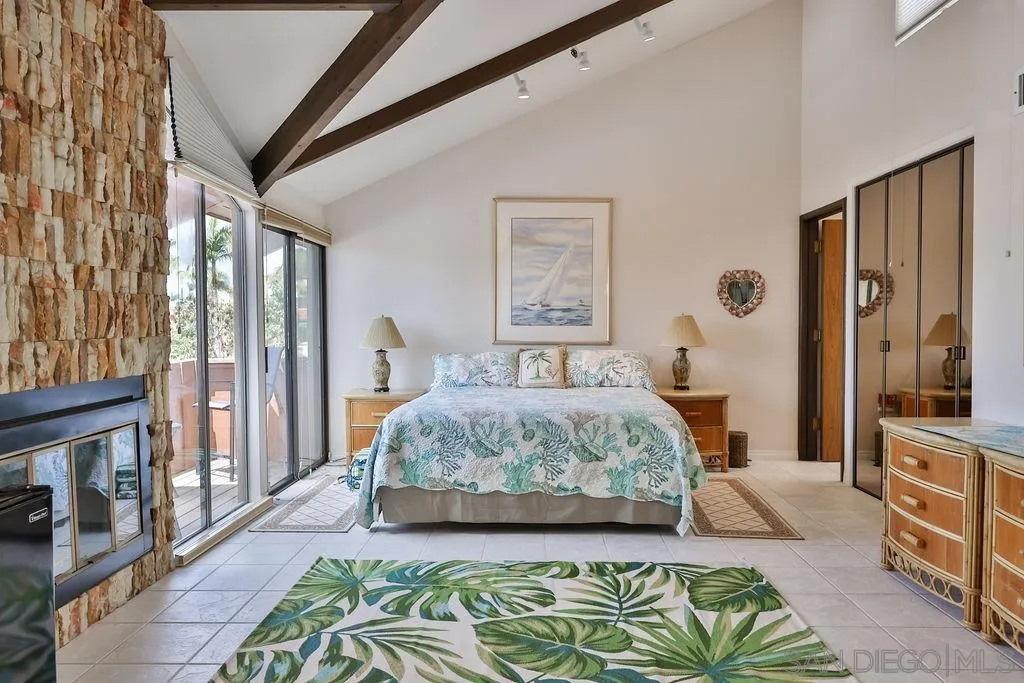 835 D Ave Unit 4