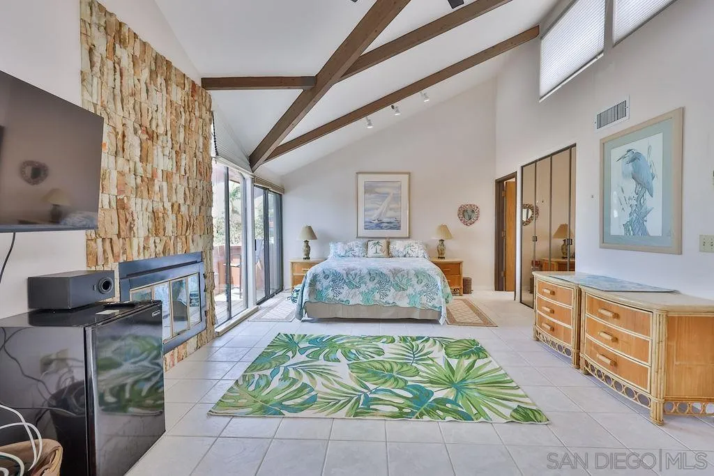 835 D Ave Unit 4