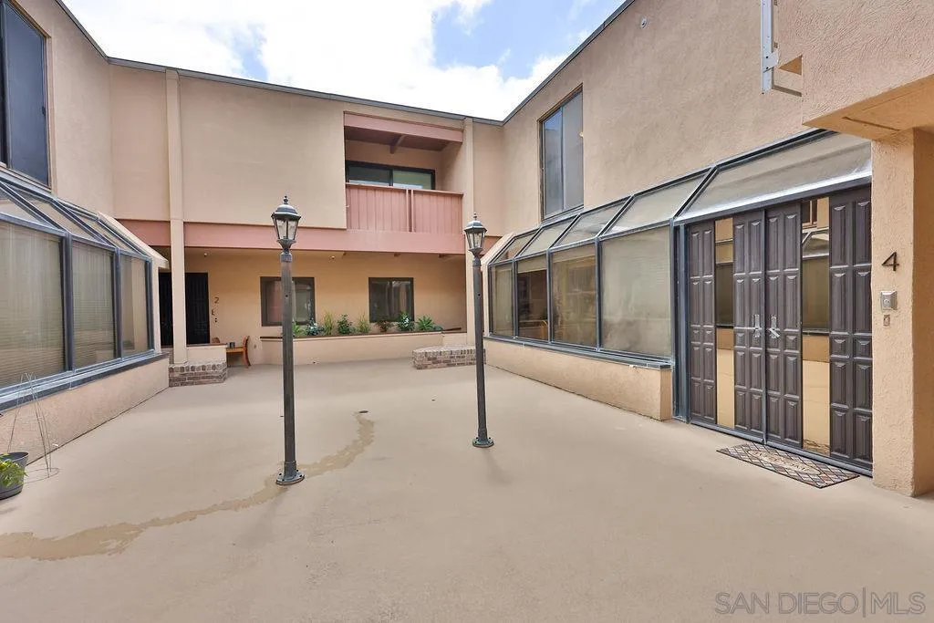 835 D Ave Unit 4
