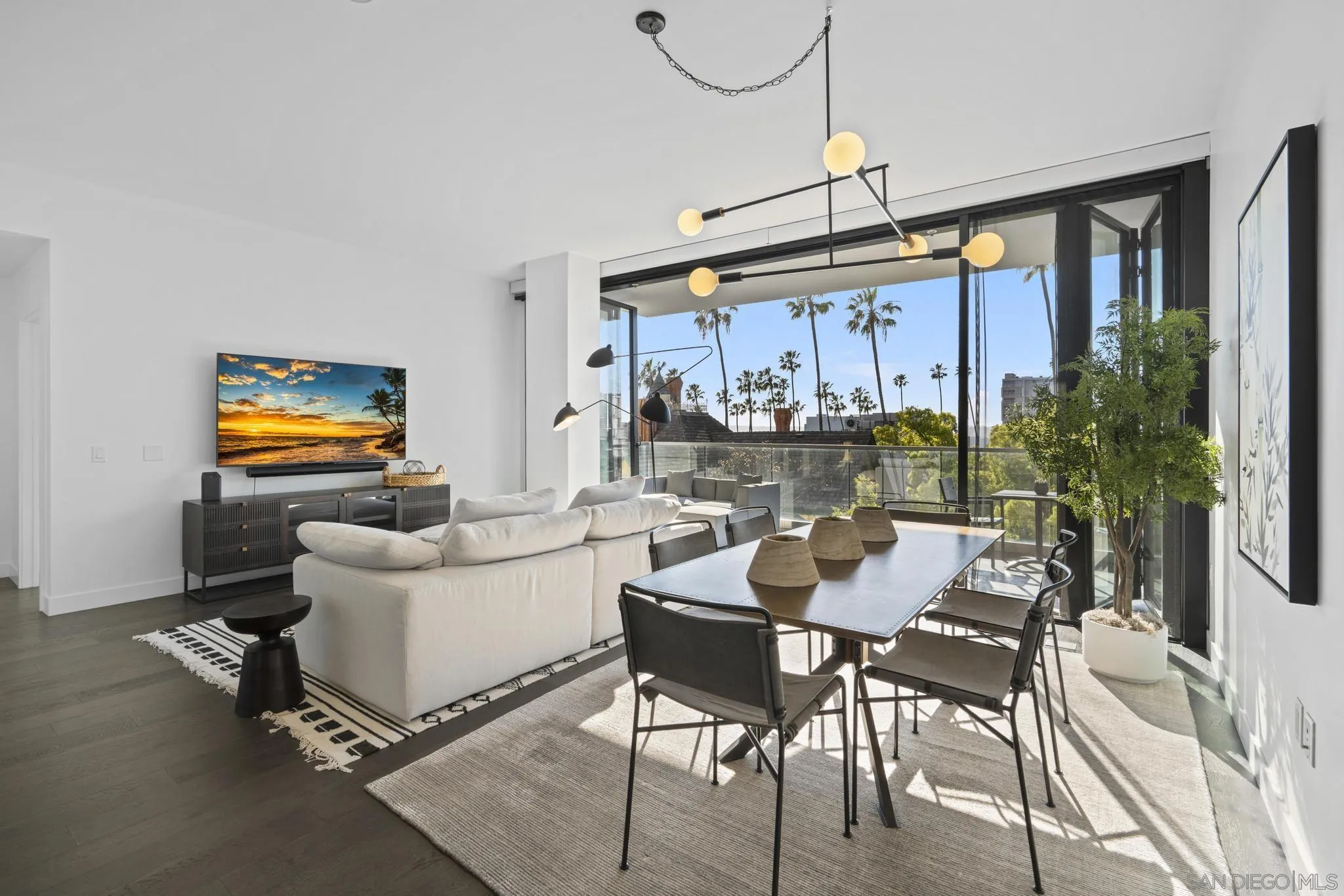 2604 5th Ave Unit 406