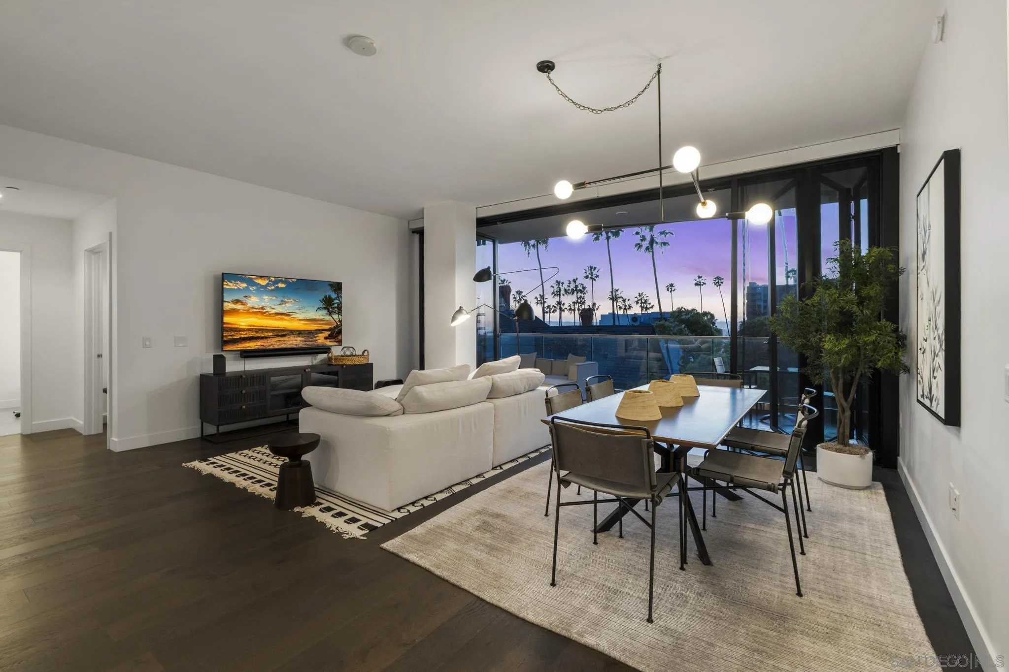 2604 5th Ave Unit 406
