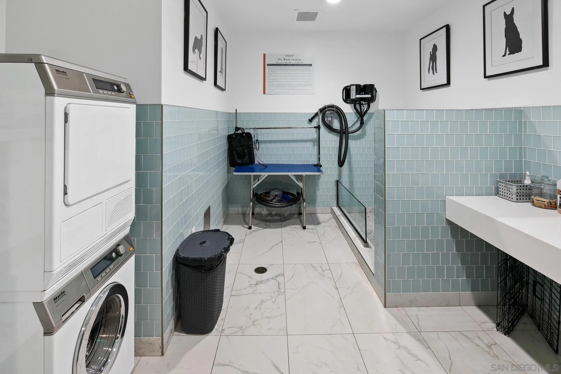2604 5th Ave Unit 406