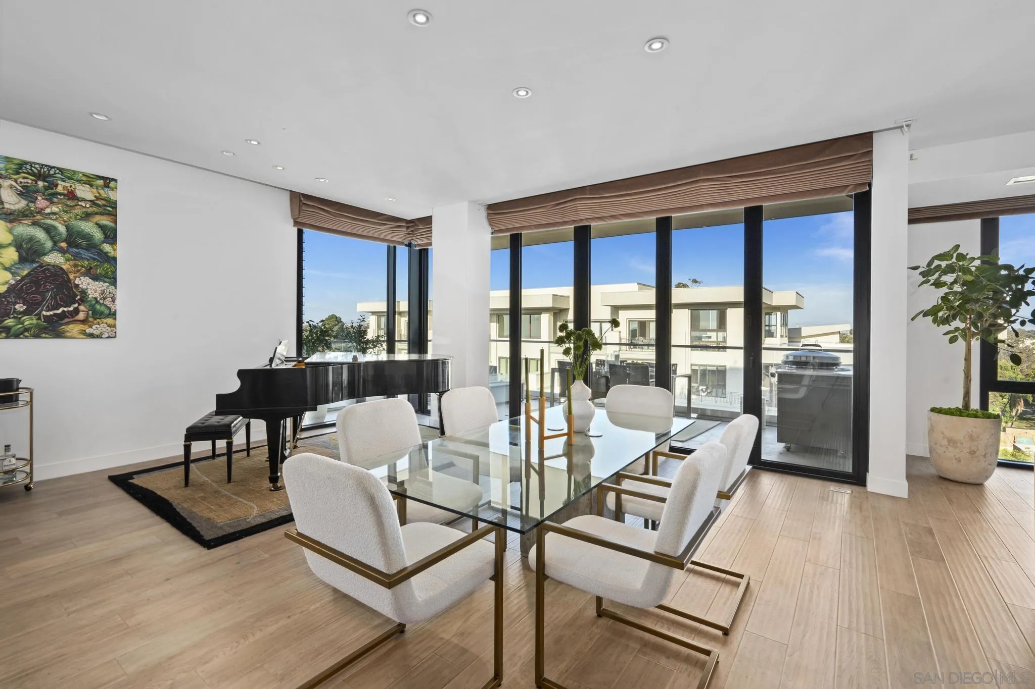 2604 5th Ave Unit 801