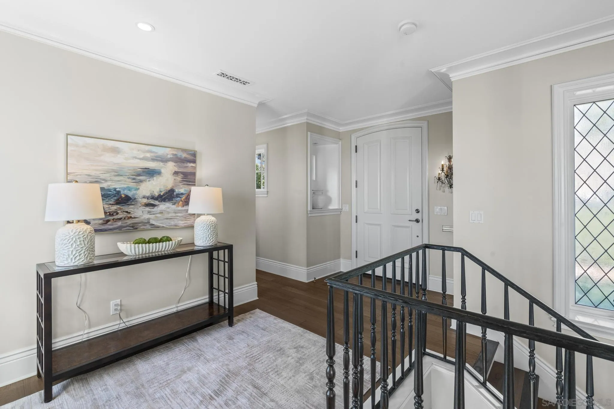 2045 W California St