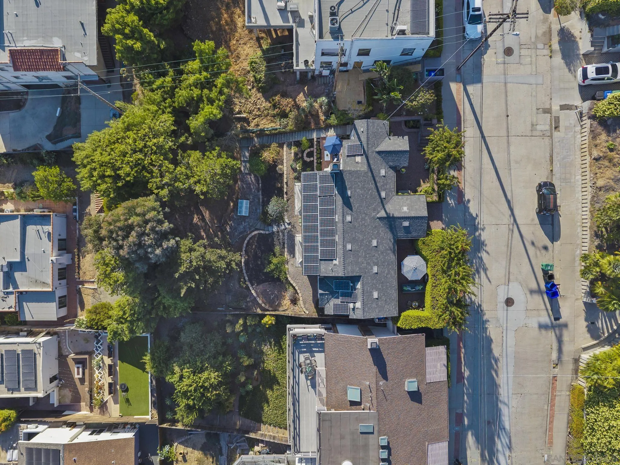 2045 W California St