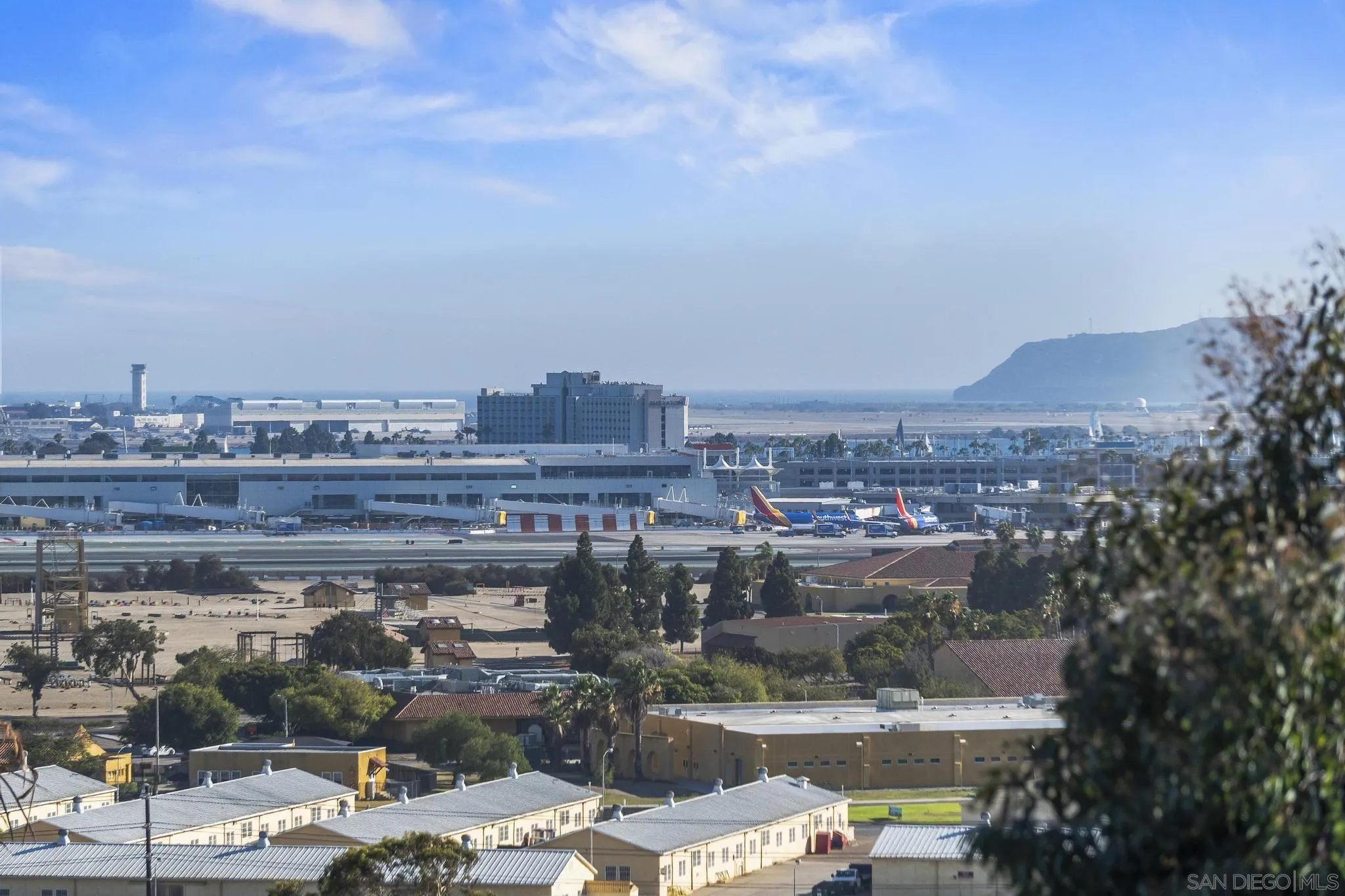 2045 W California St