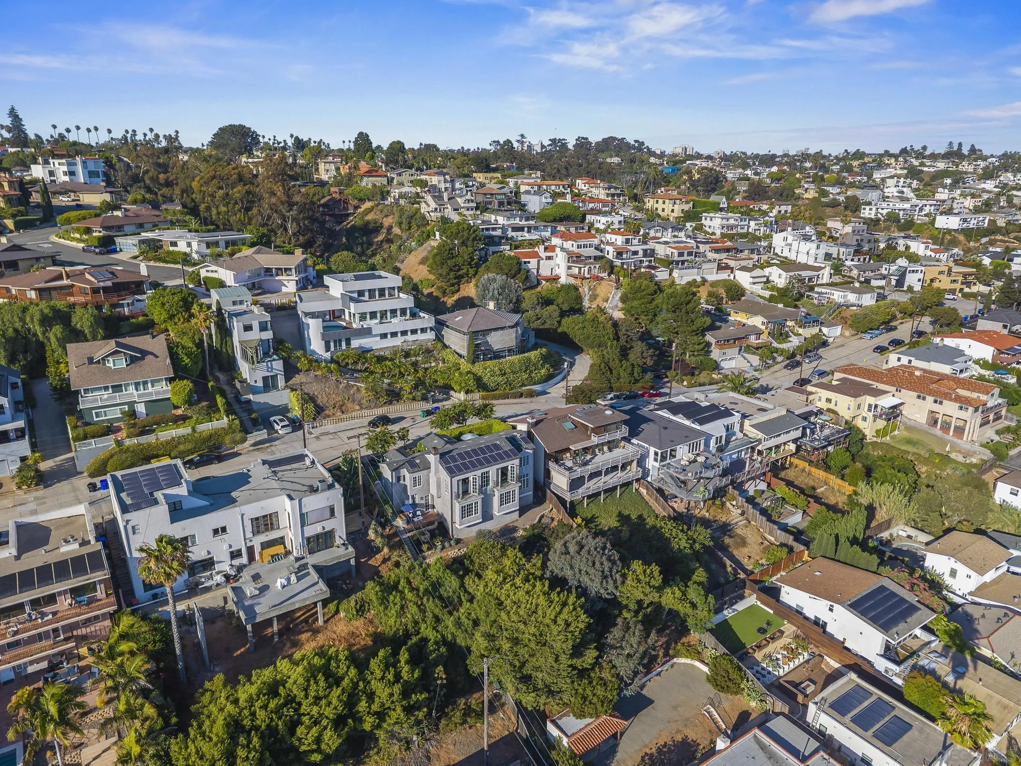 2045 W California St