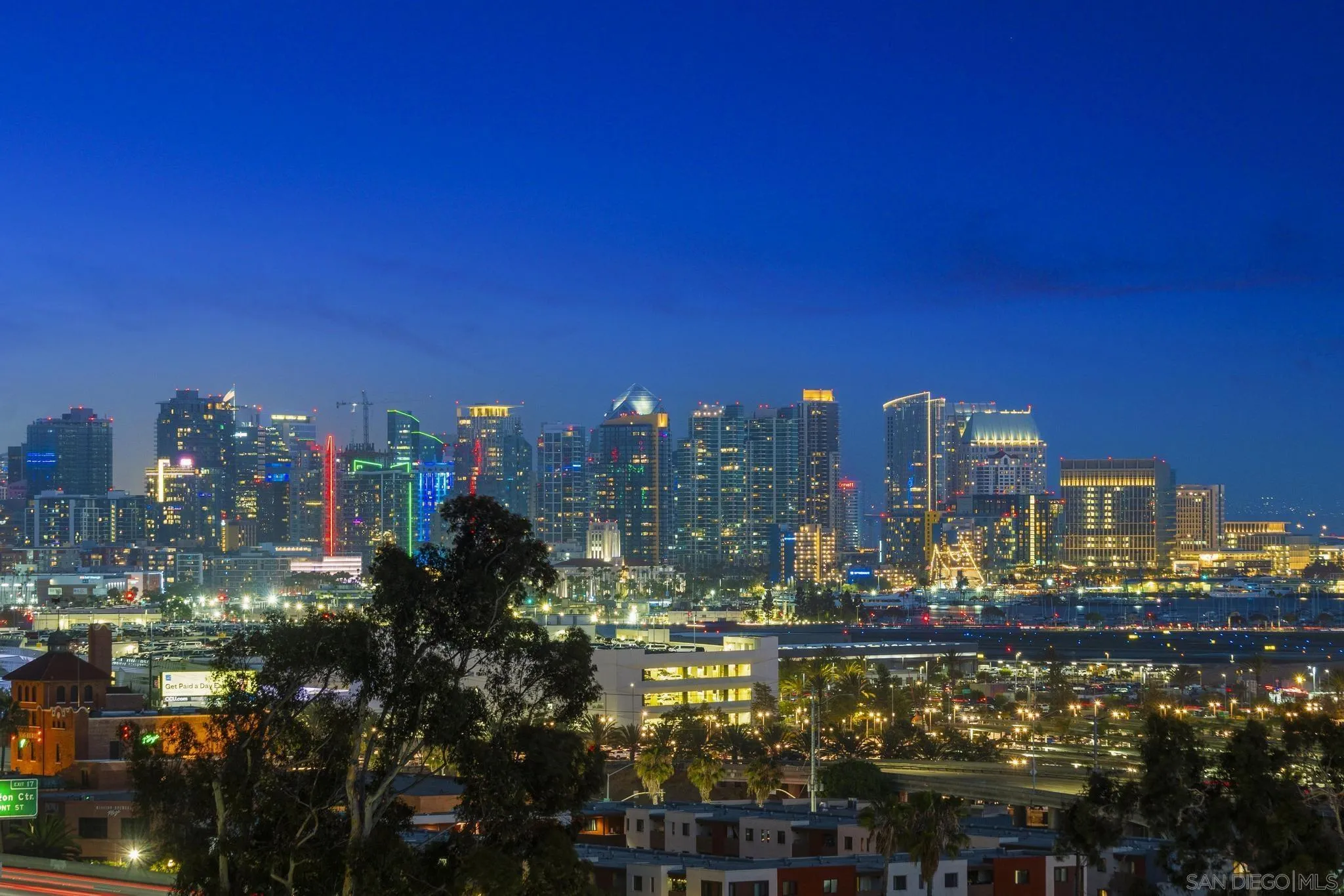 2045 W California St