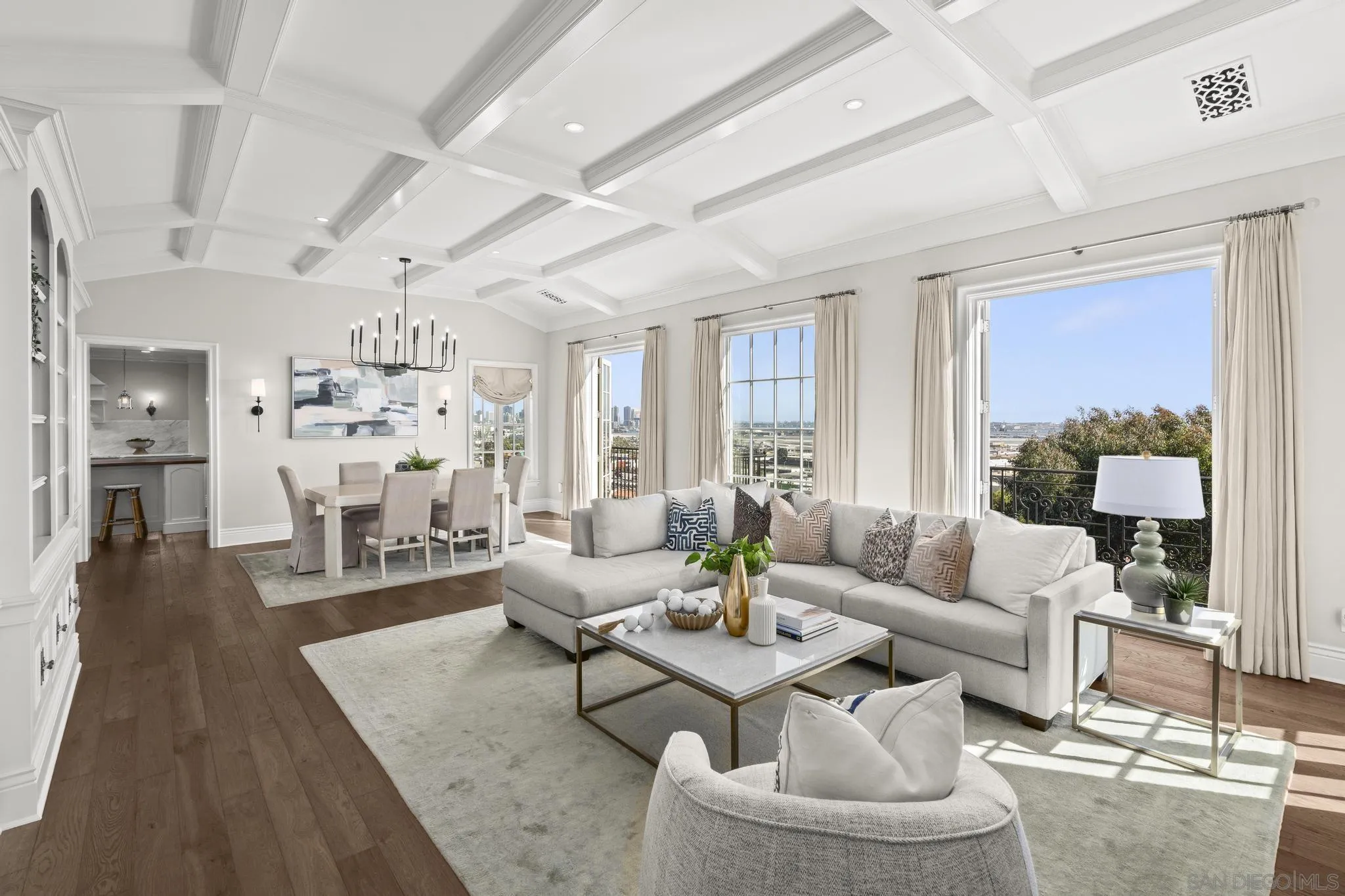 2045 W California St