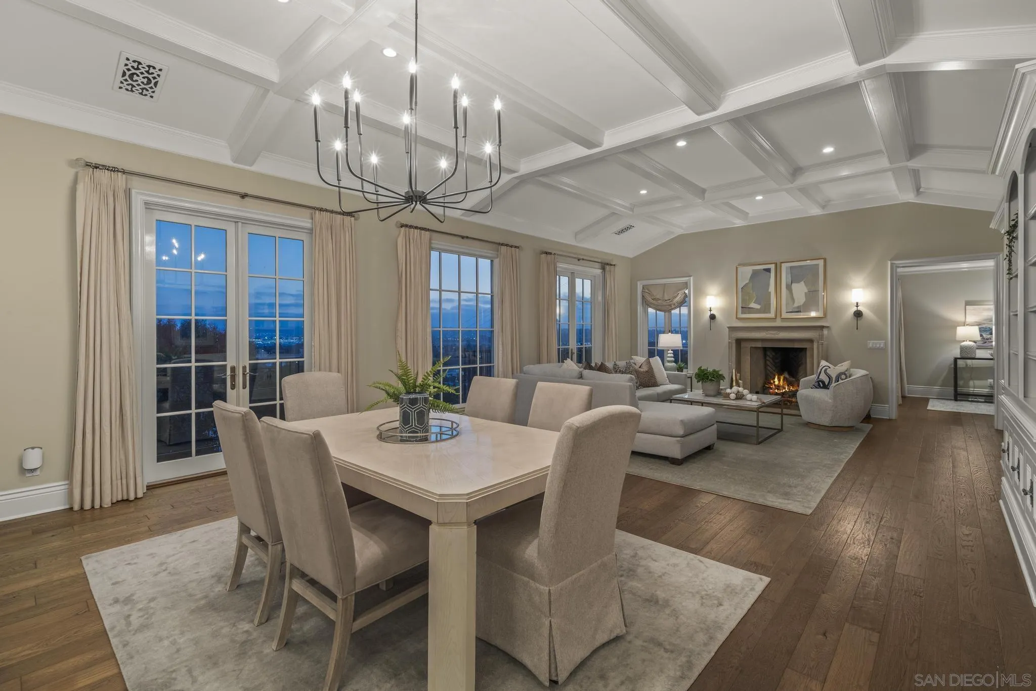 2045 W California St