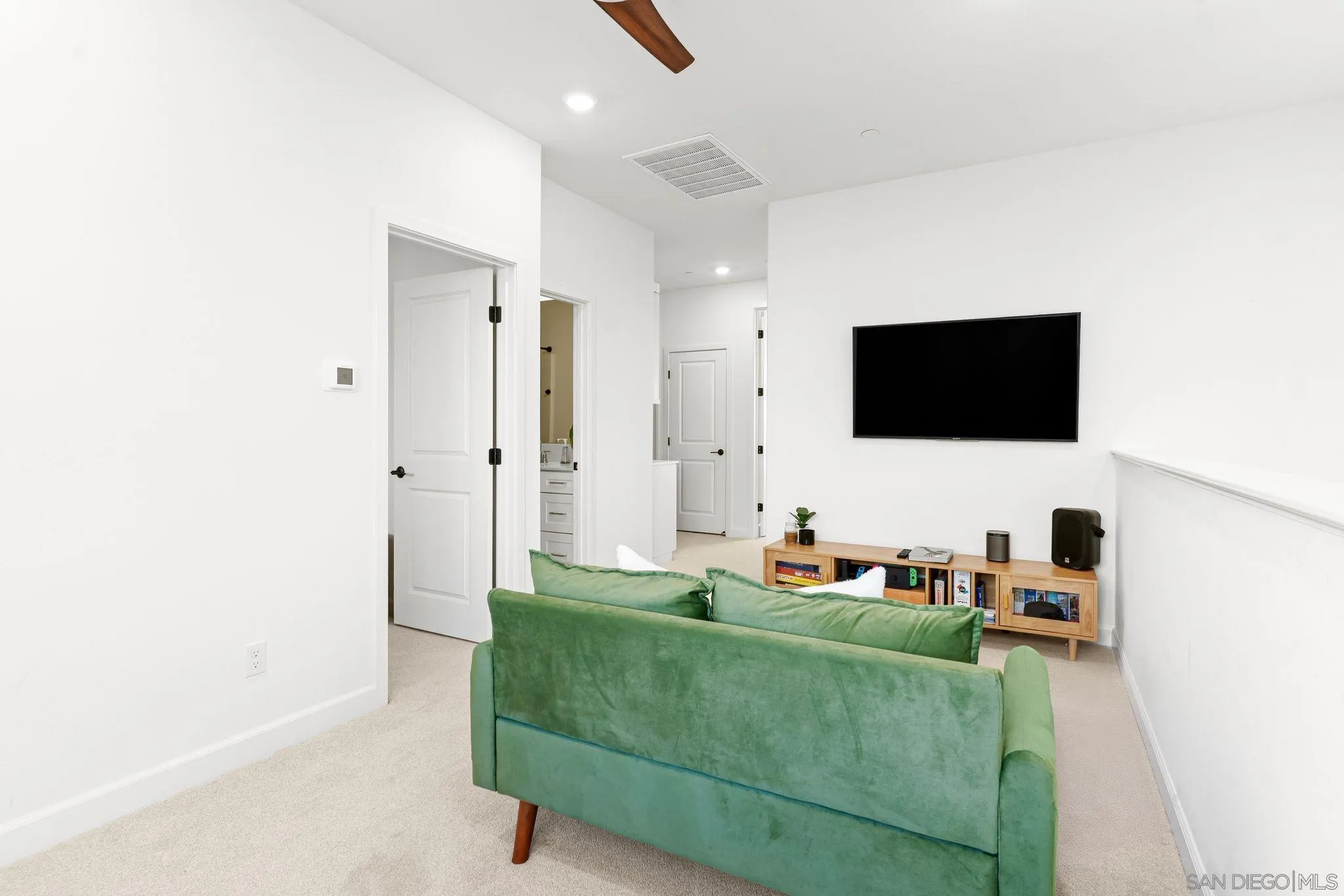 2158 Tributary Dr Unit 1