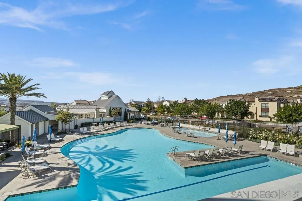 2158 Tributary Dr Unit 1