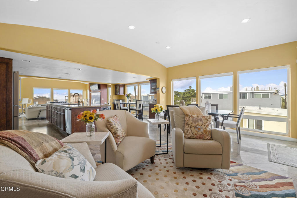 1024 Ocean Drive
