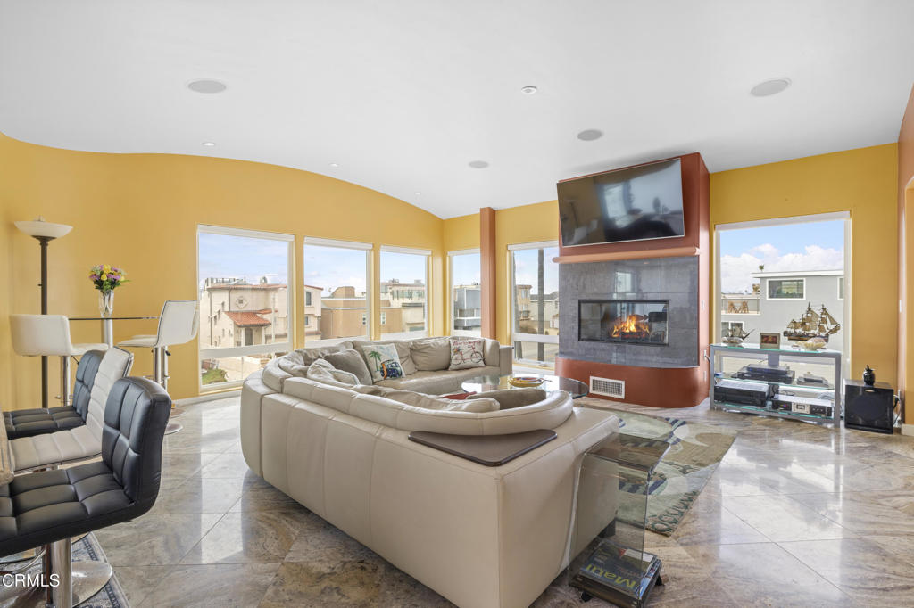 1024 Ocean Drive