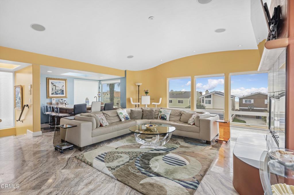 1024 Ocean Drive