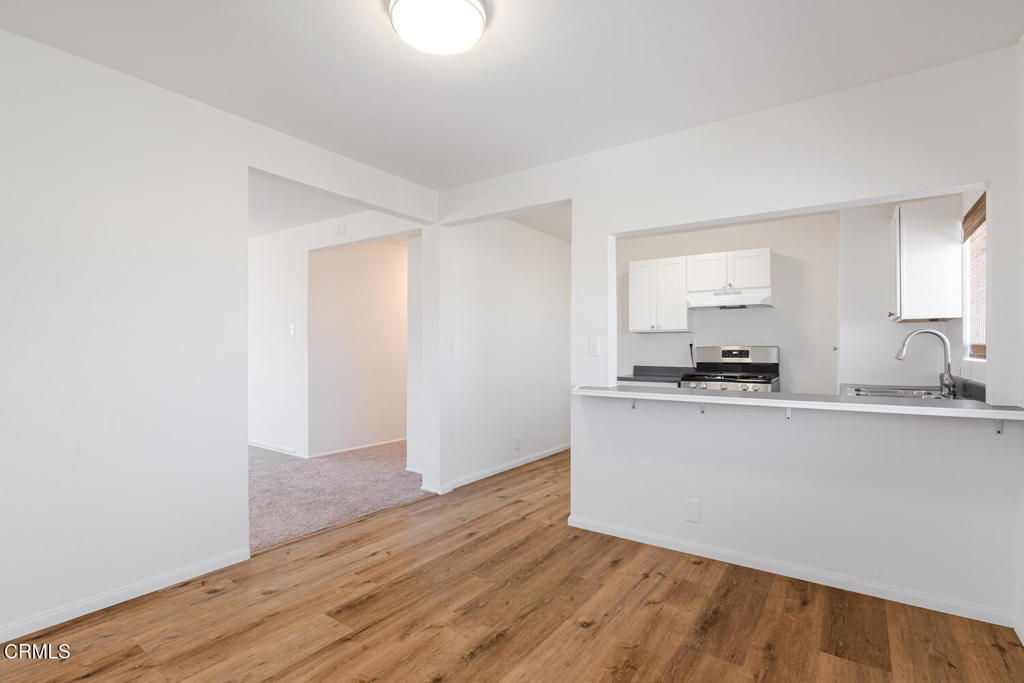 387 389 Highland Drive