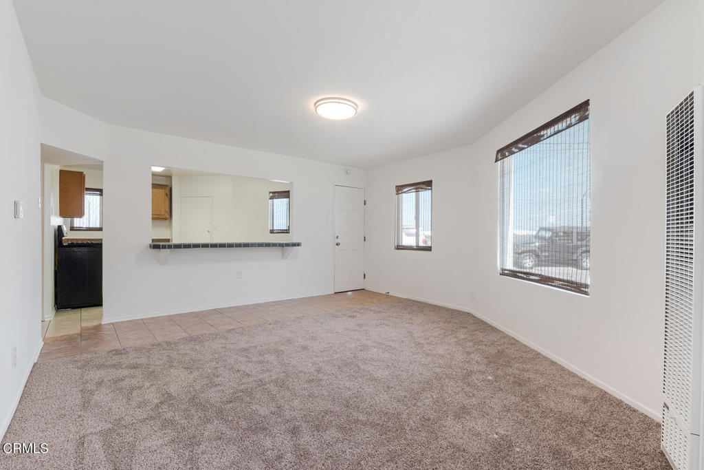 387 389 Highland Drive