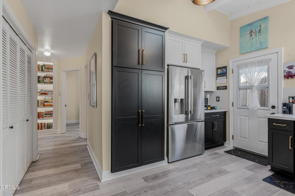 328 Santa Monica Drive