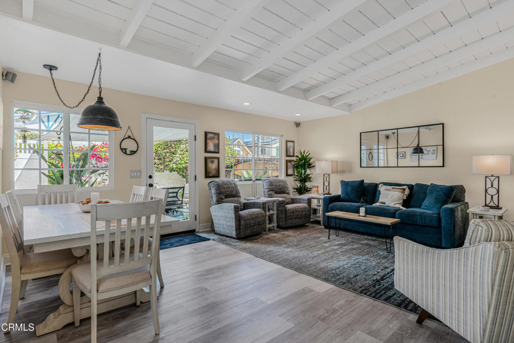 328 Santa Monica Drive