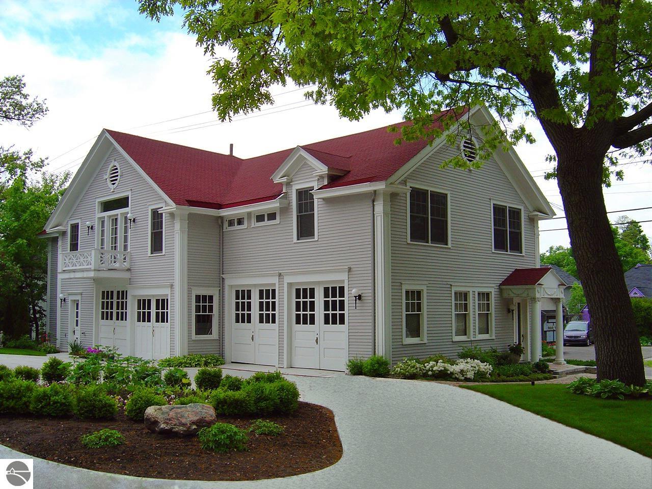 230 Wellington
