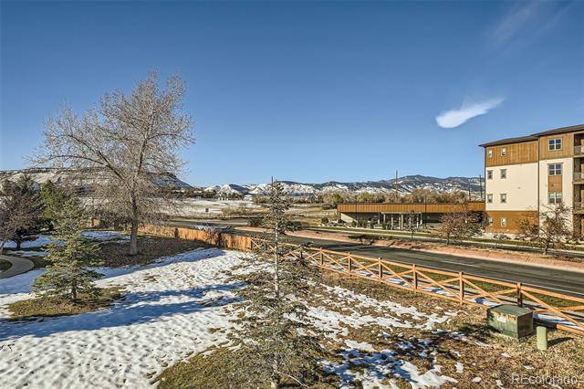 6293 Kilmer Loop Unit: 201