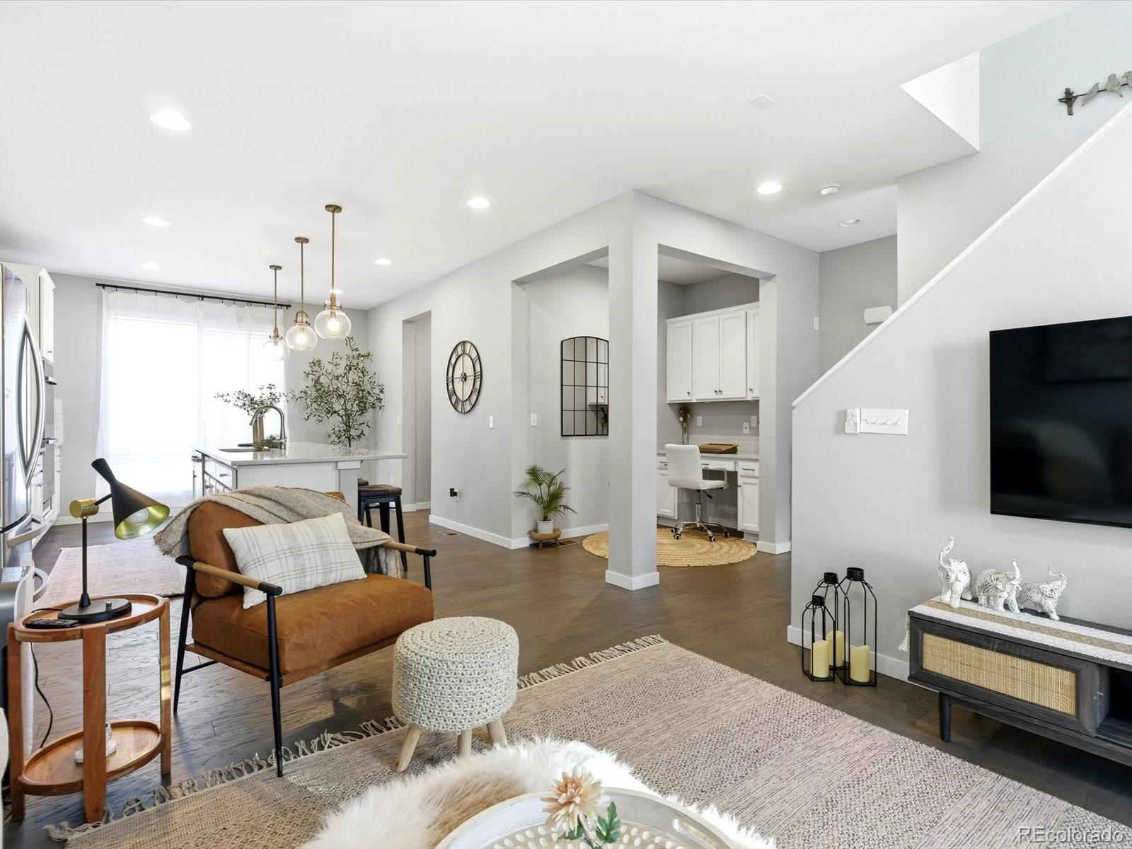 8338 Rivulet Point