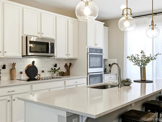 8338 Rivulet Point