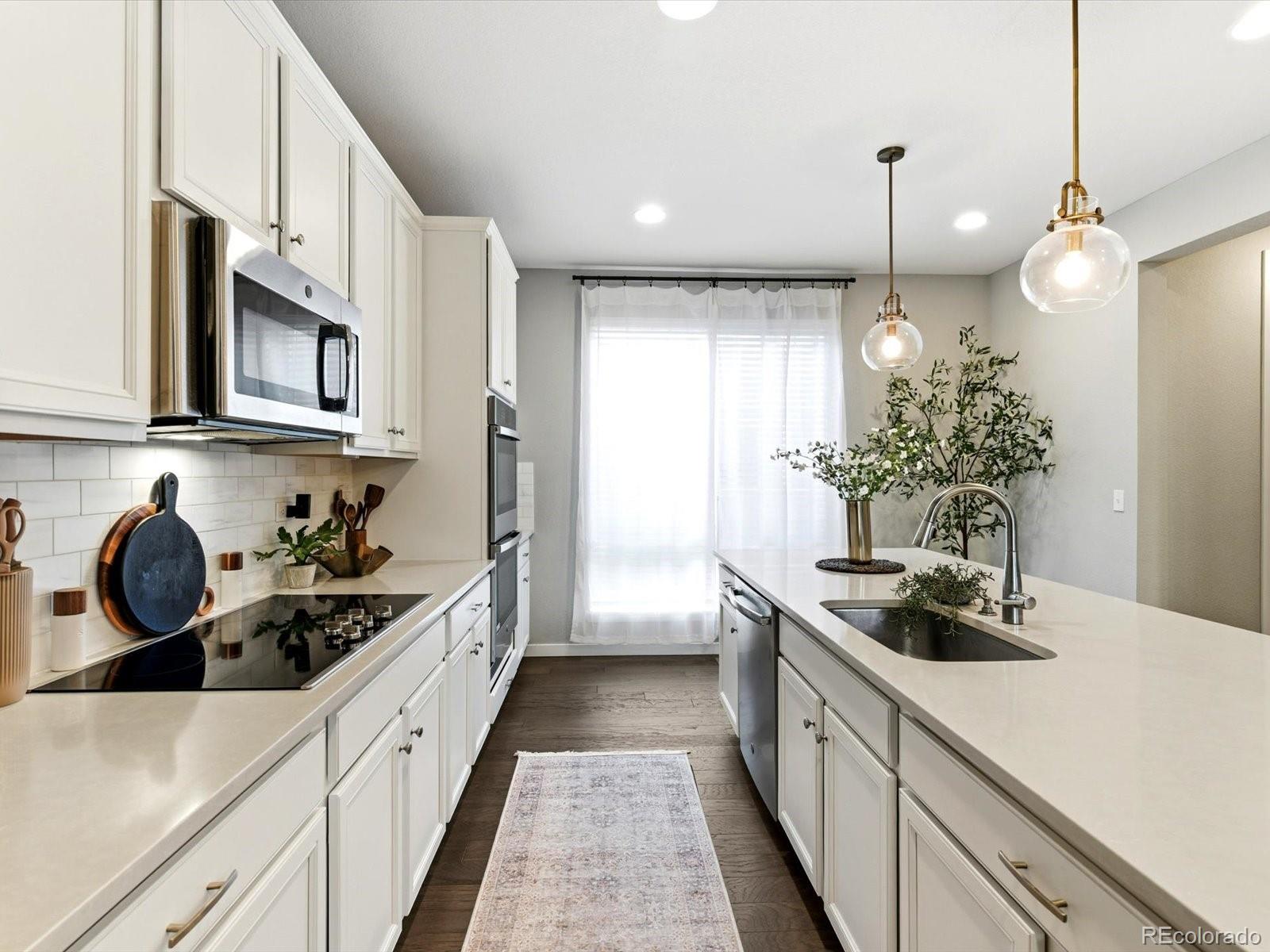 8338 Rivulet Point