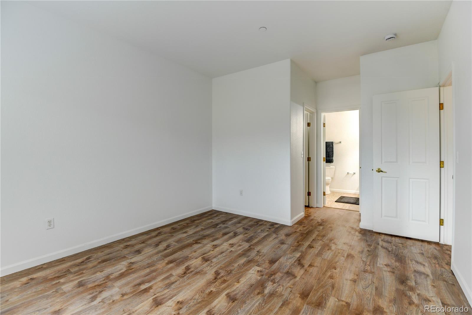 7349 S Alkire Street Unit: 104