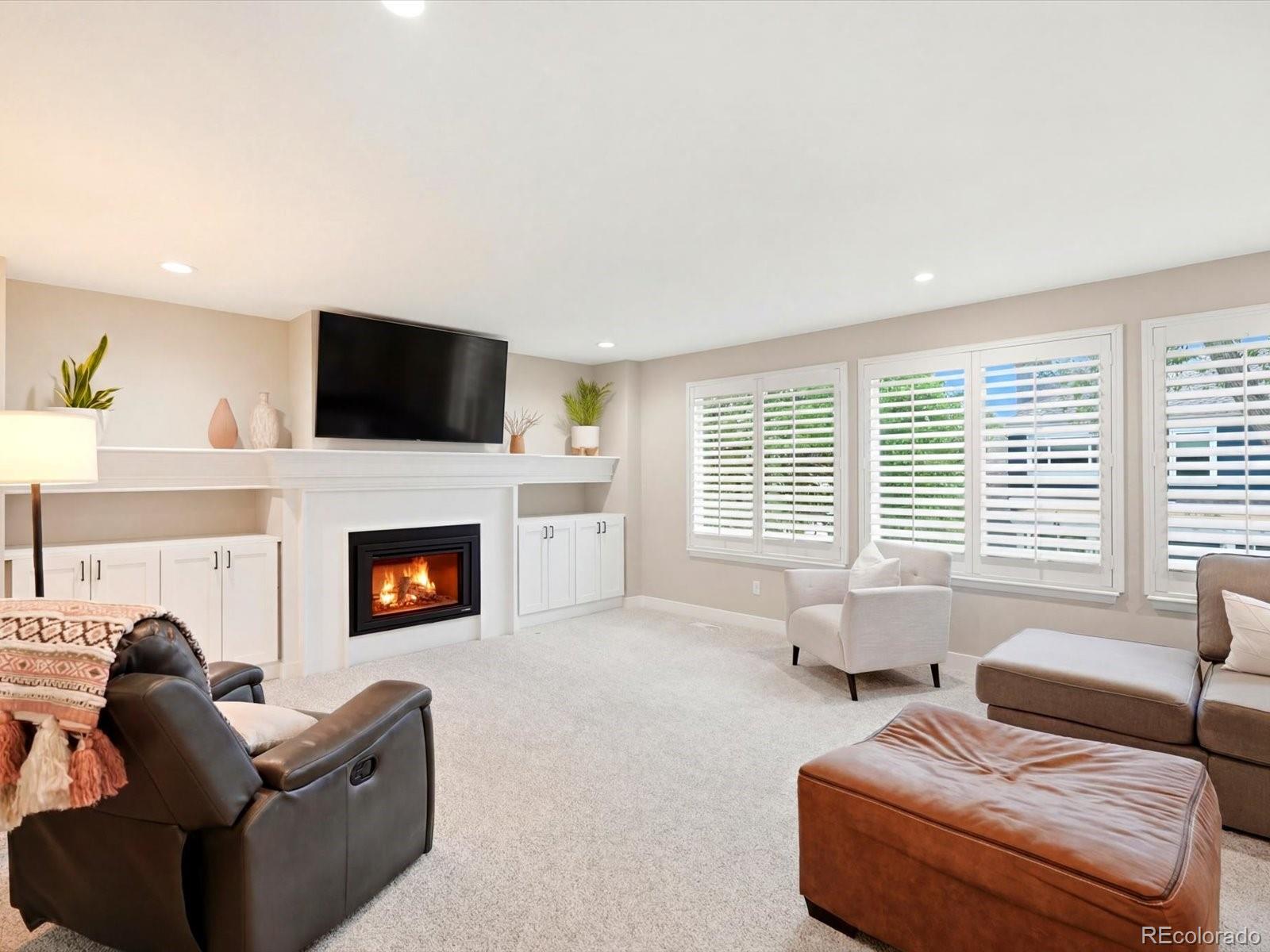 6194 S Van Gordon Way
