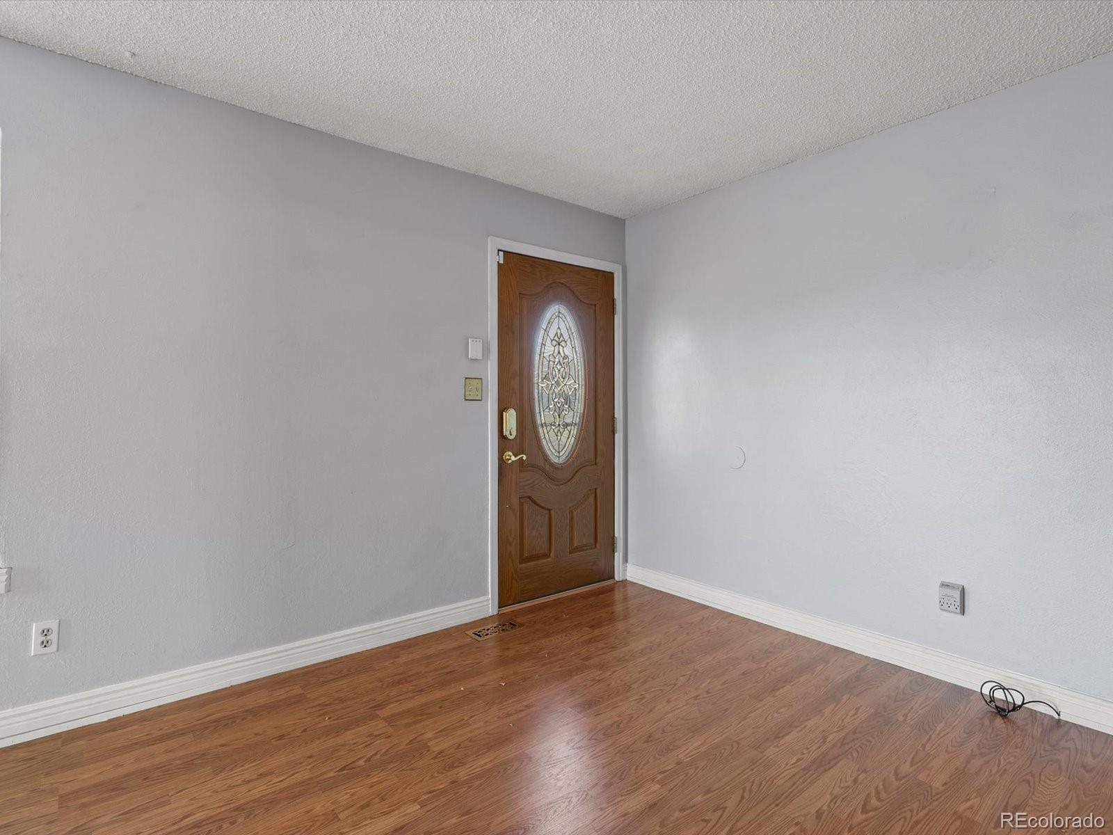 10815 W Alamo Place