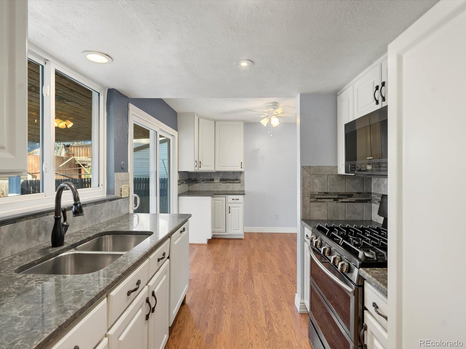 10815 W Alamo Place