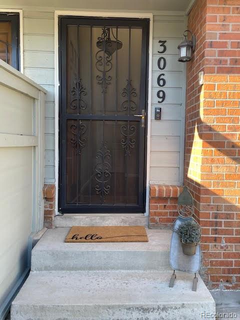 3069 E Long Circle S