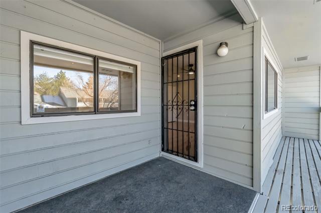 3069 E Long Circle S