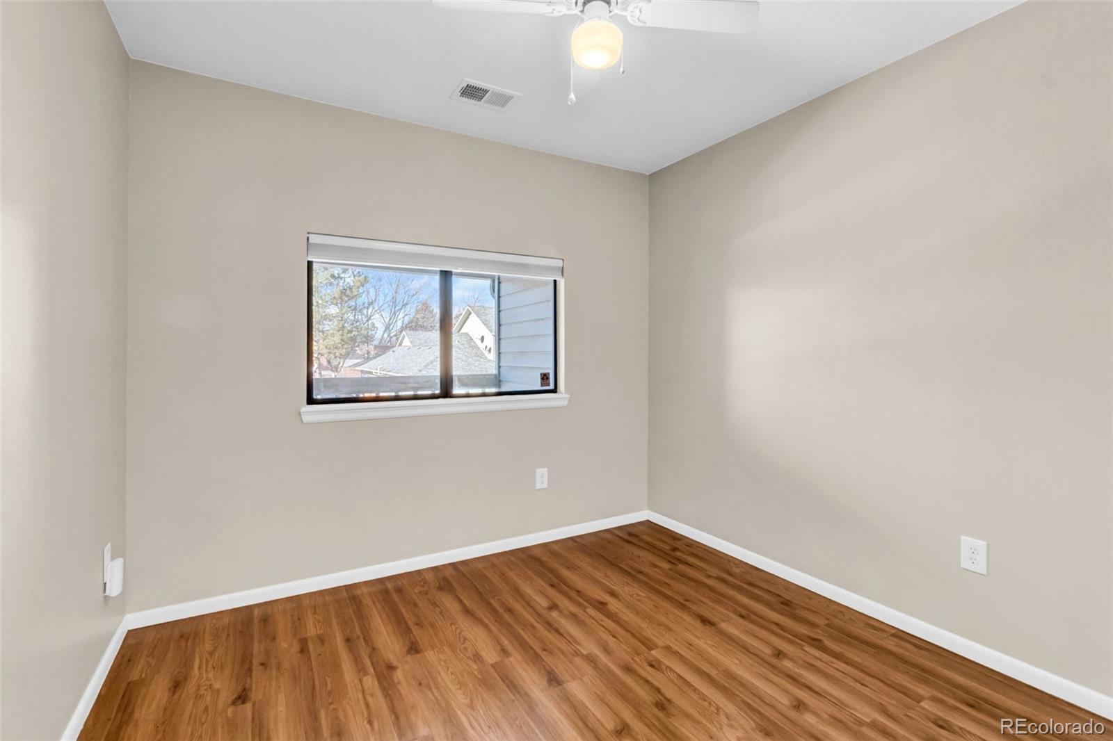 3069 E Long Circle S