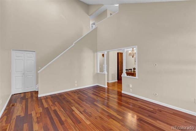 3069 E Long Circle S