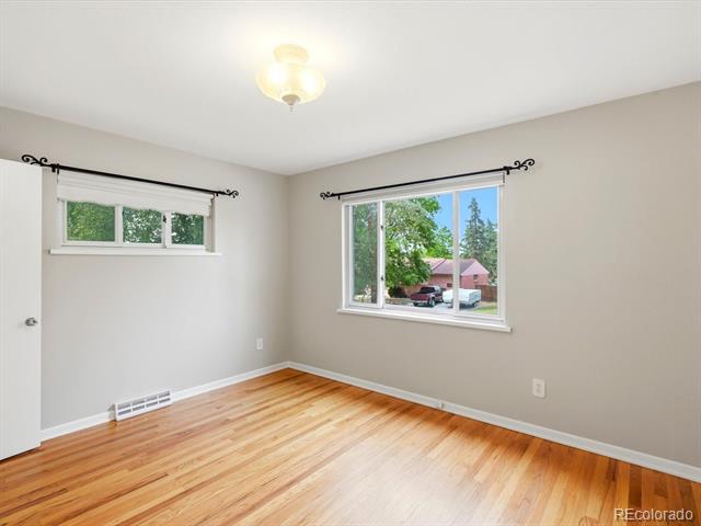 778 W Briarwood Avenue