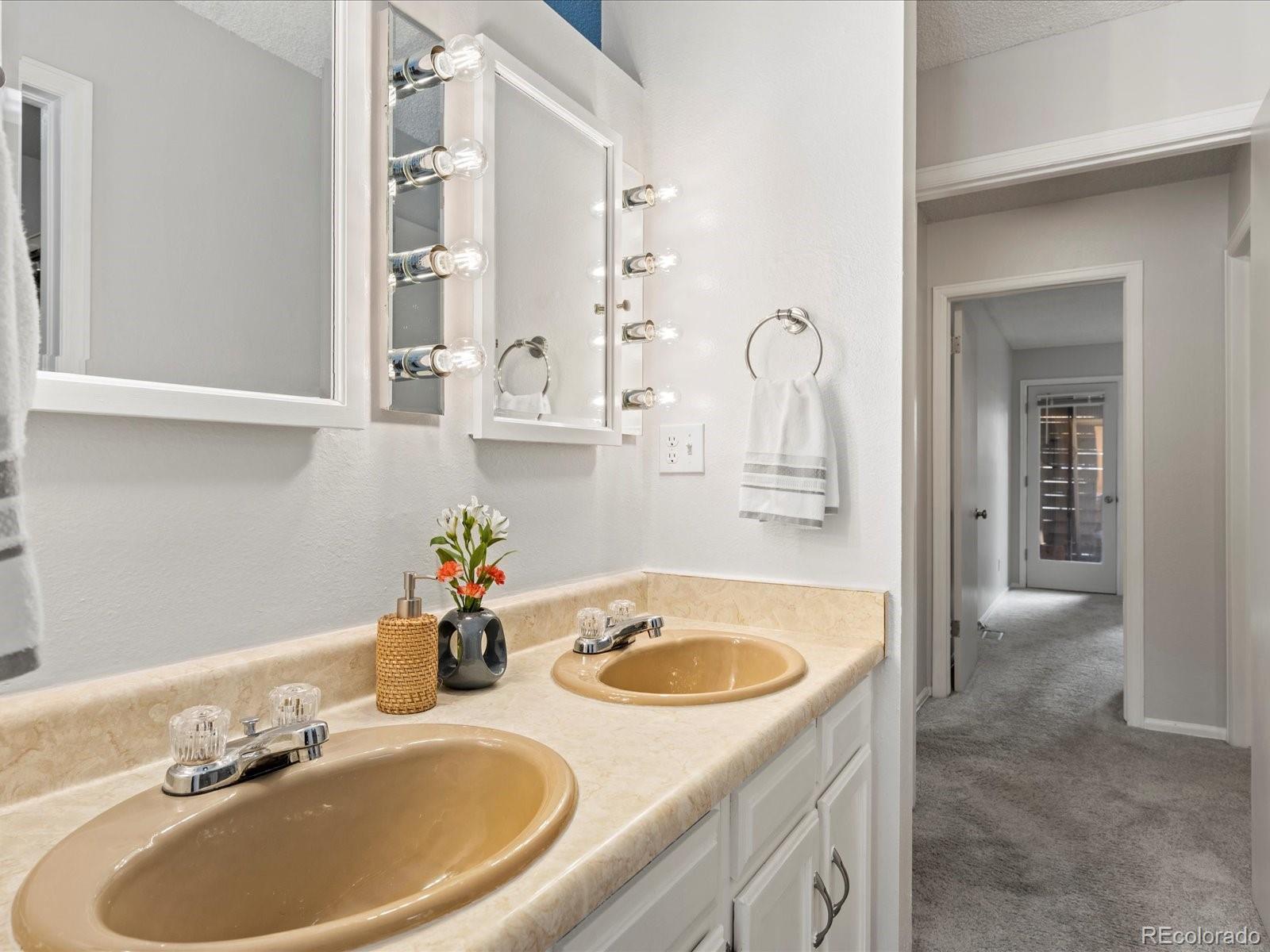 6700 W 11th Avenue Unit: 103