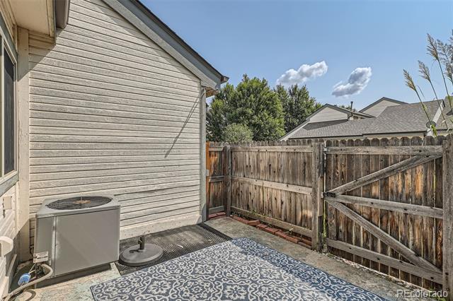 8520 S Estes Street Unit: H