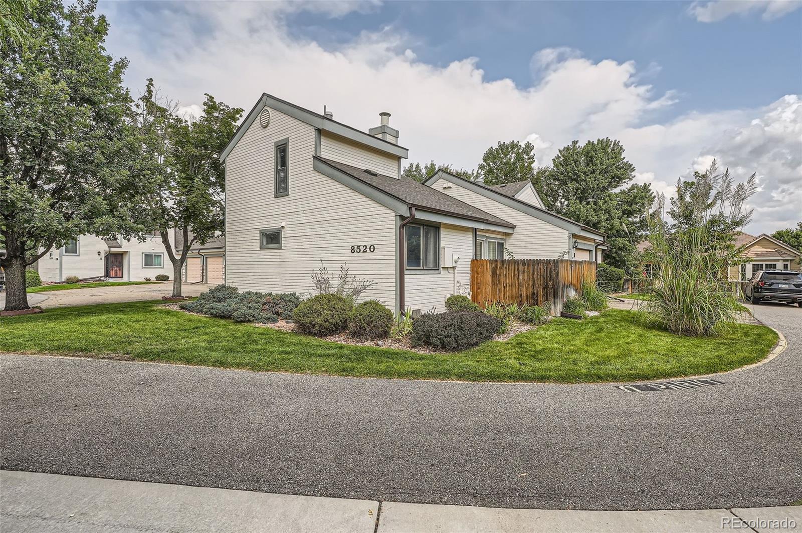 8520 S Estes Street Unit: H
