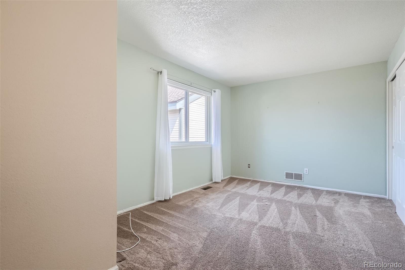 8520 S Estes Street Unit: H