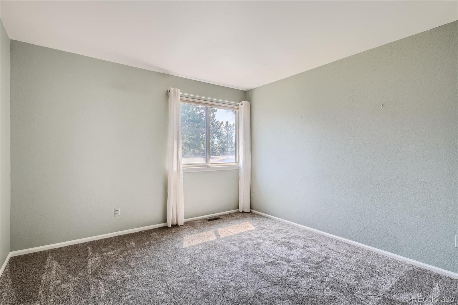 8520 S Estes Street Unit: H