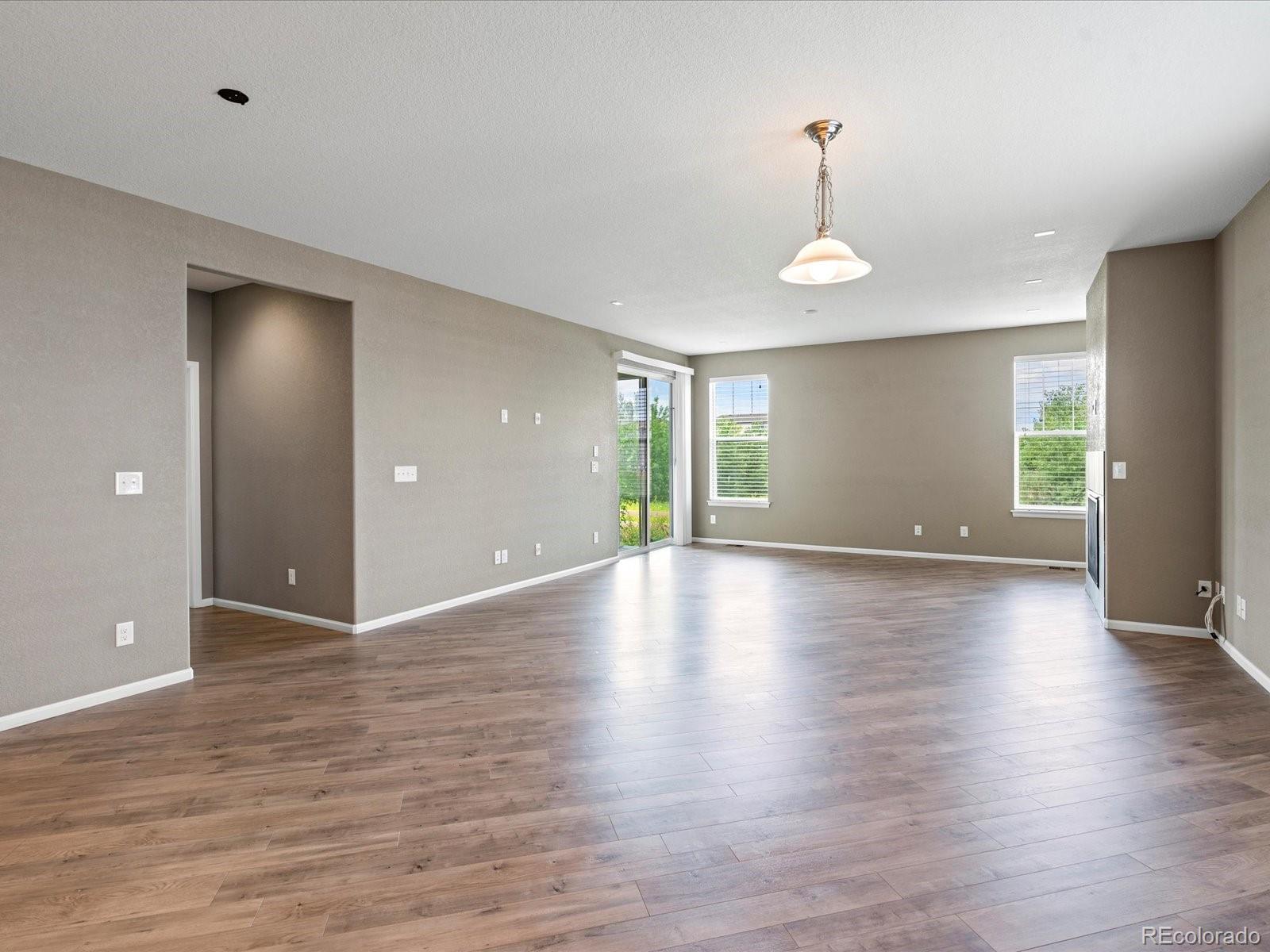 10997 Unity Lane