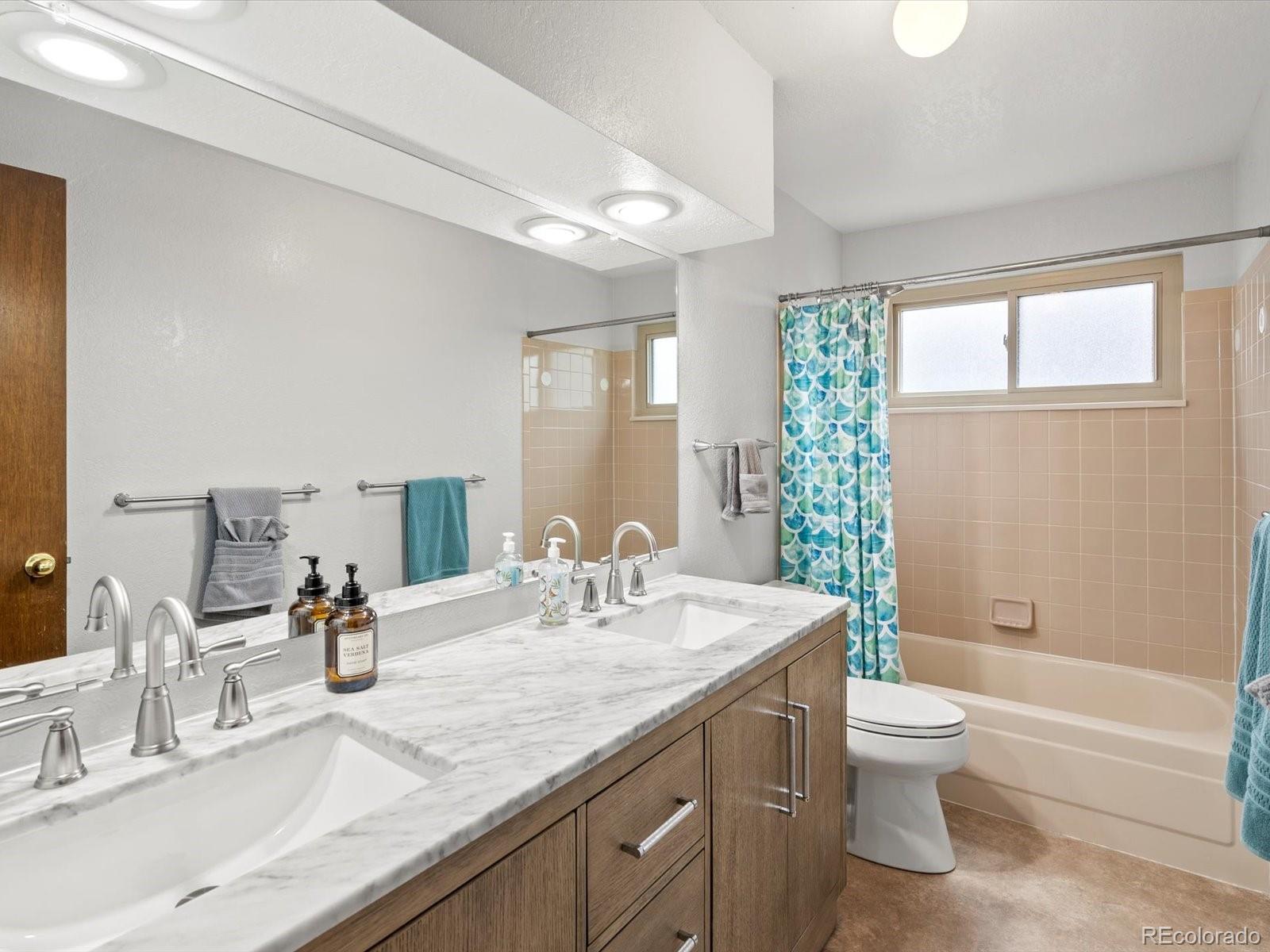 6266 S Urban Street